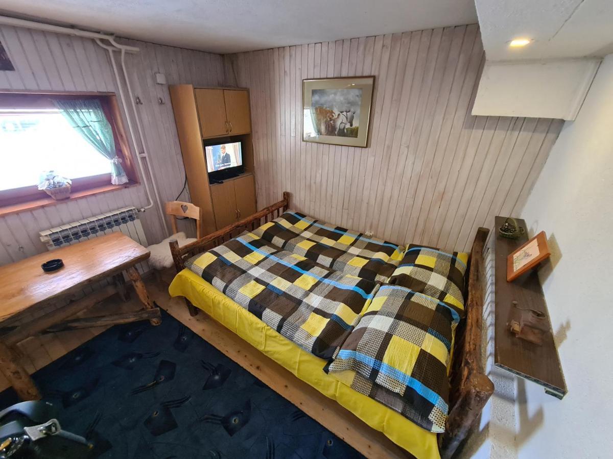 Villa Rustika Яхорина Екстериор снимка