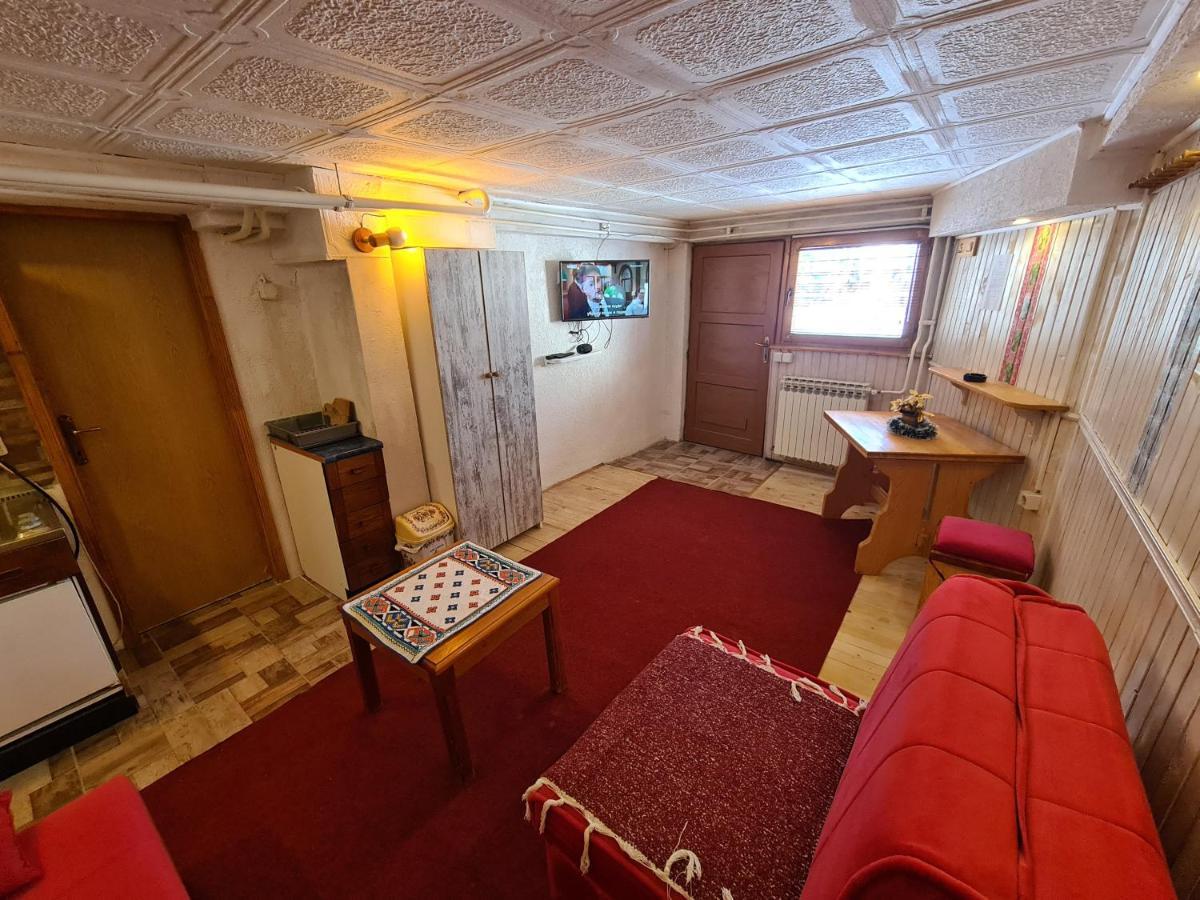 Villa Rustika Яхорина Екстериор снимка